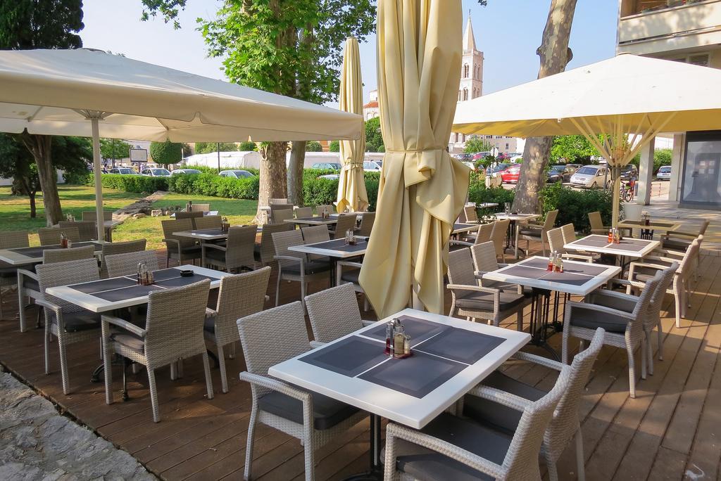 Bed And Breakfast Four Rooms Zara Esterno foto