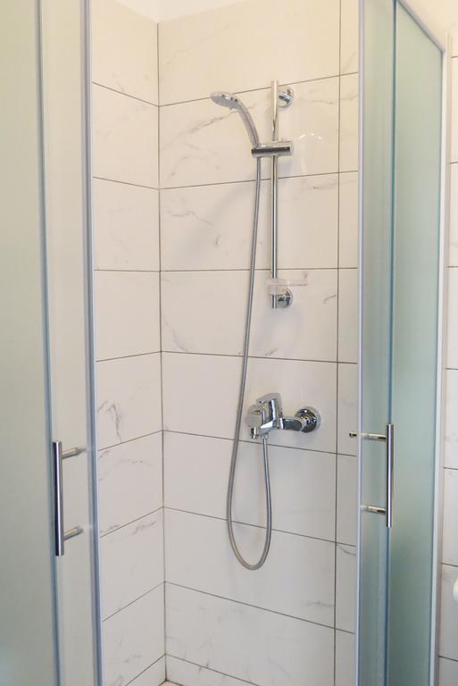 Bed And Breakfast Four Rooms Zara Esterno foto