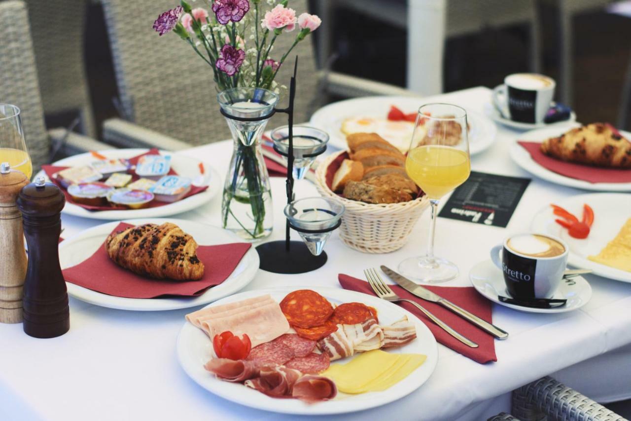 Bed And Breakfast Four Rooms Zara Esterno foto